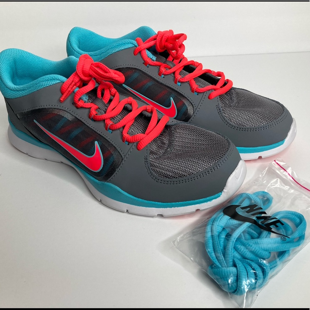Sold- Women’s Nike Shoes Size 9 Brand New ! Extra laces Blue